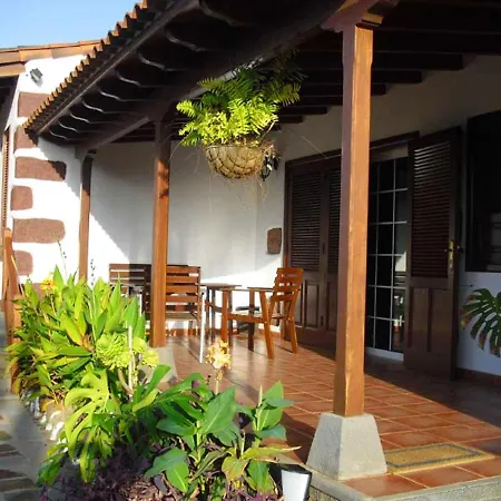 Elegant In With Pool - 35 M² Apartman