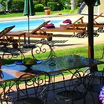 Elegant In With Pool - 35 M² *