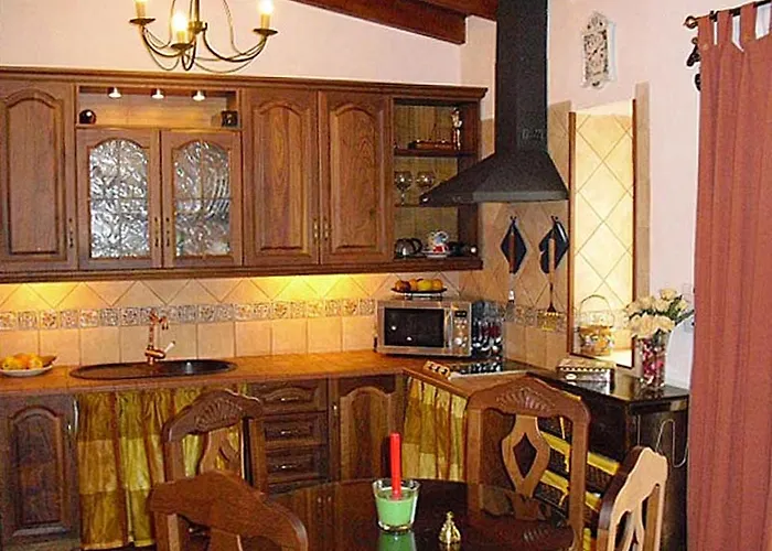 Elegant In With Pool - 35 M² *
